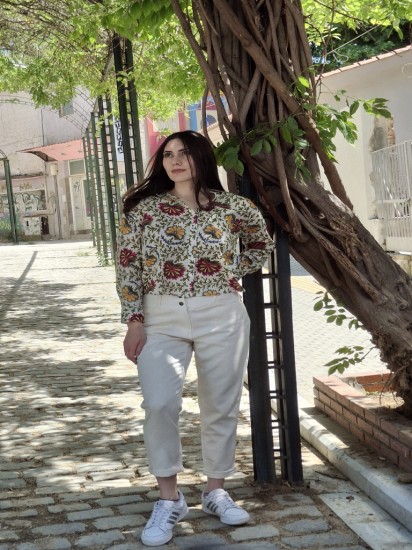 ΠΟΥΚΑΜΙΣΟ