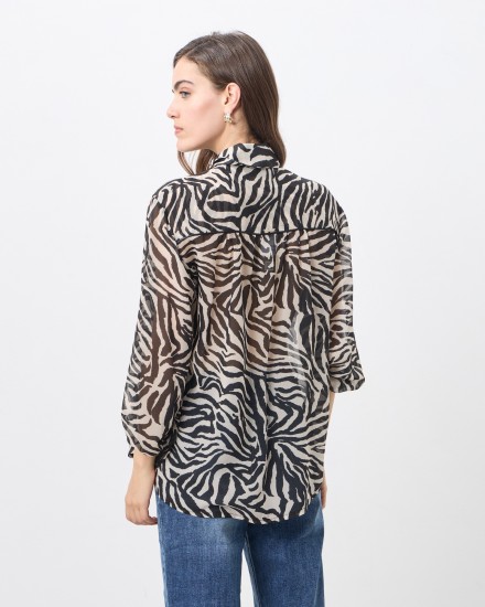 ΠΟΥΚΑΜΙΣΟ